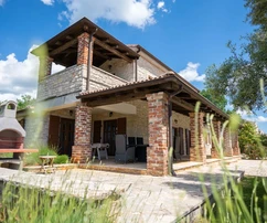 Istrie, Poreč : Villa rustique en pierre avec piscine près de Poreč