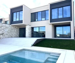 Casa moderna de lujo con piscina en venta en Rovinj