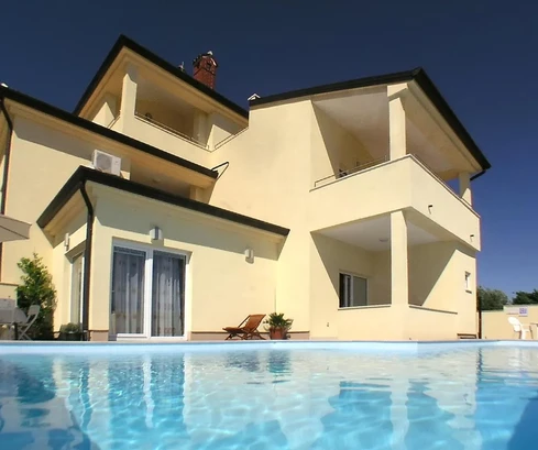 Villa avec appartements à vendre à Vodnjan en Croatie
