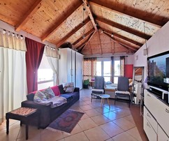 Priestranný dom na ostrove Čiovo s veľkorysým interiérom a v blízkosti mora na predaj