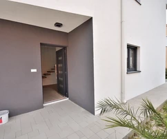 Vodice - S1 casa bifamiliare a 450 m dal centro
