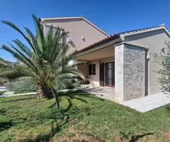 Villa avec piscine à vendre à Svetvinčenat en Croatie