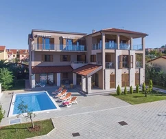 Истрия, Медулин - Банёле: Просторная, светлая квартира на продажу