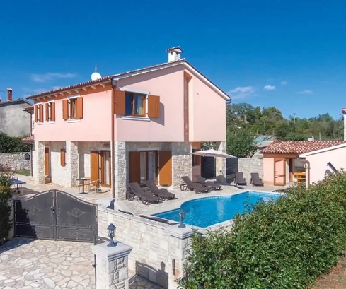 Bellissima villa con piscina, Istria, Barban