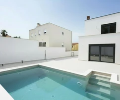 Istrien, Savudrija, exklusives modernes Doppelhaus