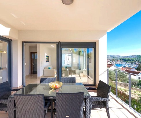 Luxury Brac Apartments Near Sea with Pool and Views