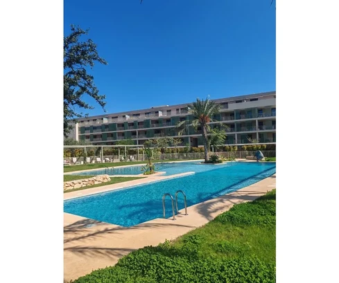 Apartament typu penthouse z 2 sypialniami i tarasem 500 m od plaży w Dénia