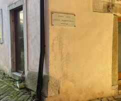 Row house with apartments and commercial spaces for sale in Oprtalj in Croatia