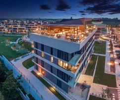 Istria, Savudrija: Villa exclusiva con vista al mar y jardín