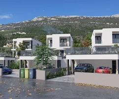 Vila na prodej s panoramatickým výhledem na Kaštela v Chorvatsku