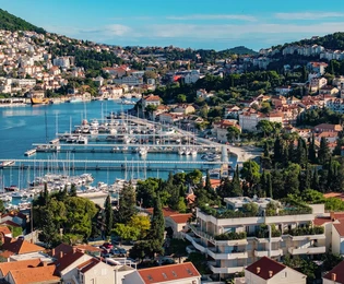 Attico con piscina in vendita a Dubrovnik in Croazia