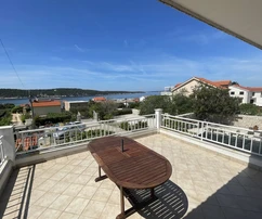 Apartmánová vila na prodej na ostrově Rab v Chorvatsku