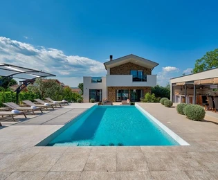 Istrie, Marčana : Nouvelle résidence et maison de vacances avec piscine