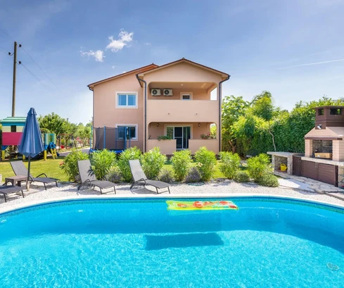 Spacious home with a pool available in Marčana in Croatia