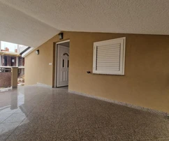 Vir, emplacement de choix - maison avec 4 chambres, garage et cour spacieuse, à seulement 230 m de la mer