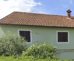 Buje, Isztria: Bűbájos ház tengerre és Alpokra néző kilátással