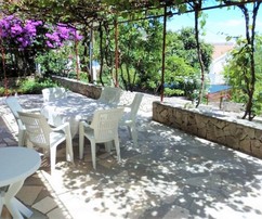 Charmantes Haus mit Meerblick in der Bucht Čiovo zu verkaufen