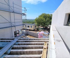 Villa moderna a Brac: disposizione spaziosa con piscina in vendita
