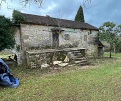 Istria, Oprtalj – Kamenný dom na rekonštrukciu