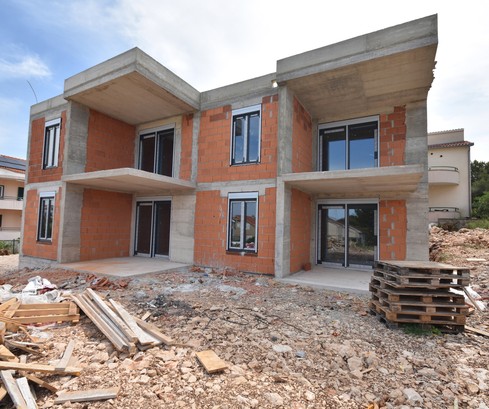 Appartements à vendre à Brodarica à quelques pas de la plage