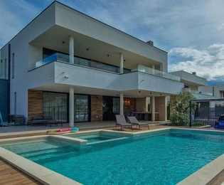 Villa di lusso con piscina in vendita a Fasana in Croazia