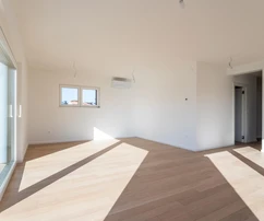 Vodice, NEUBAU, Penthouse mit Dachterrasse und Meerblick, 137,93 m²