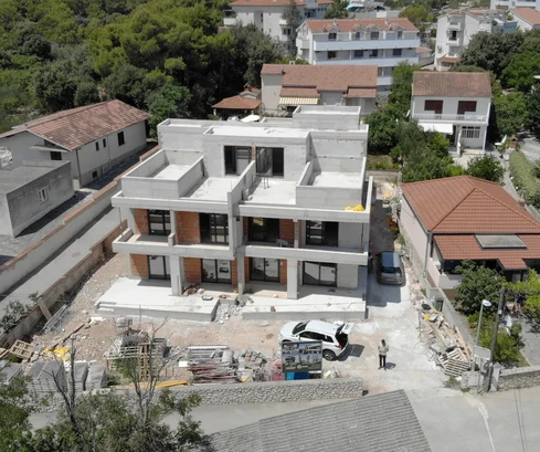 Modern semi-detached home with a pool for sale in Jezera in Croatia