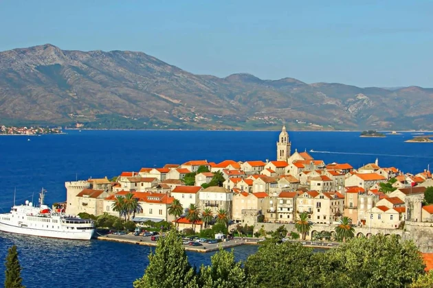 Korčula központjában kőből épült otthon várja új tulajdonosát Horvátországban