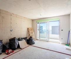 Makarska, byt s výhledem na moře, přestavěný na dva jednopokojové apartmány, novostavba