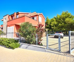 ПРОДАНО - Дом с видом на море на продажу в Трибуни