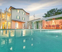 Charmante villa avec piscine et vue enchanteresse, Istrie, Motovun