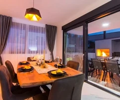 Podstrana, Strožanac, luxusná vila 350 m2 s garážou