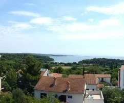 Région de Medulin : Villa captivante avec vue sur la mer offrant 13 appartements