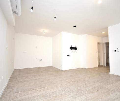 Apartment for sale in Vodice near the beach