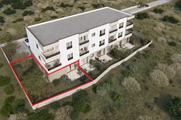 Vodice - PP1, zwei Schlafzimmer, Erdgeschoss mit Garten