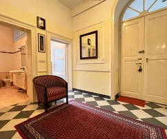 Spacious apartment for sale in the heart of Pula in Croatia