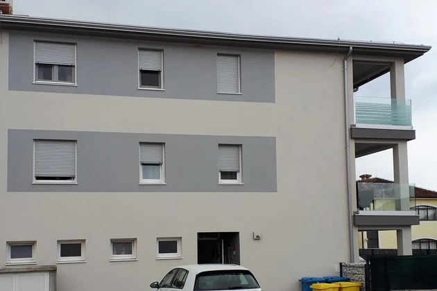 Istrien, Poreč: Moderne 66 m² Wohnung mit Meerblick