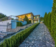 Villa de lujo en venta con vistas al mar en Crikvenica, Croacia