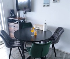 Cabaña en Rogoznica con vista al mar y piscina en venta