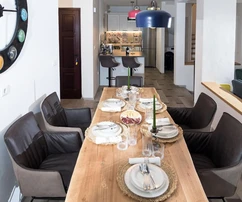 Casa de vacaciones moderna con piscina en venta en Lokvičići, Croacia