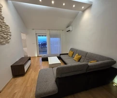 Třípokojový byt Bili Brig s výtahem 78 m² - možnost koupě garáže