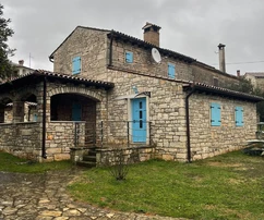 Isztria, Kanfanar – Kővilla medencével és kerttel