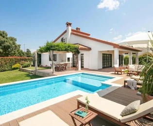 Istria, Parenzo: Lussuosa villa in edificio alto con piscina riscaldata e vista panoramica