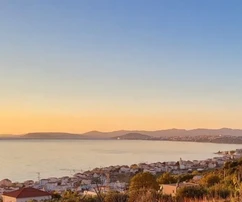 Podstrana,Mutogras,luksuzna vila 300m2 s okućnicom 980m2 i bazenom