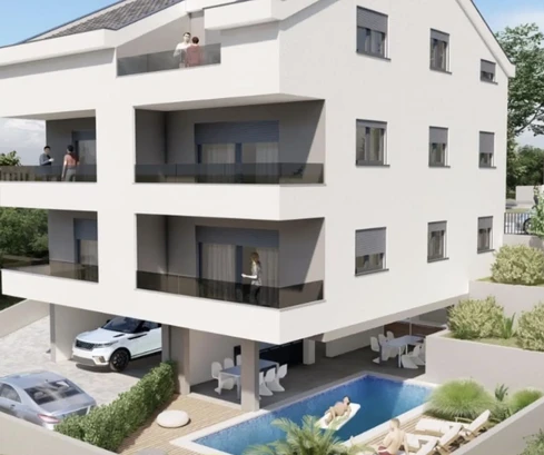 Trogir, piso de tres habitaciones en construcción con una superficie de 124,27 m²