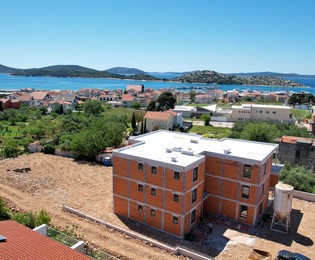 Luksusowe mieszkania w Tribunj na sprzedaż