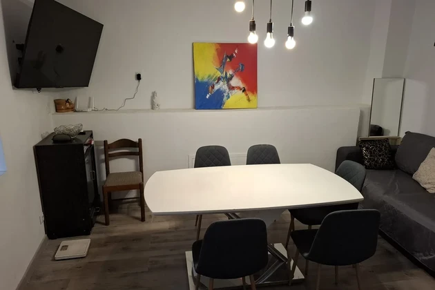 K.Sućurac, radový dom 117 m2 v centre mesta, 40 m od mora