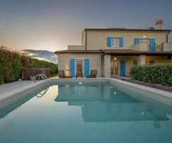 Isztria, Rebići: Elegáns villa medencével és privát szférával