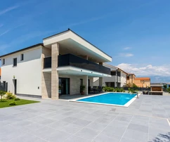 Villa con piscina in vendita sull'isola di Vir in Croazia