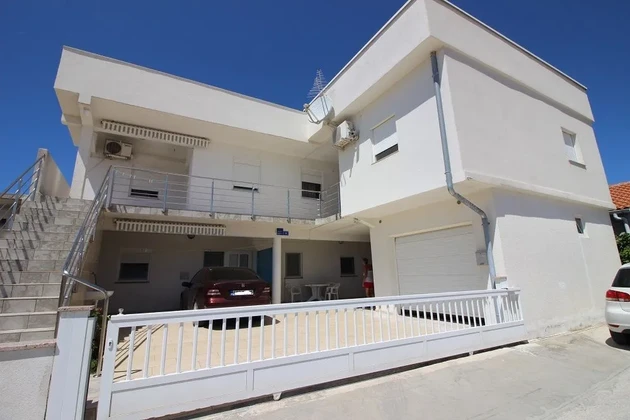 Casa appartamenti a 400 metri dal mare